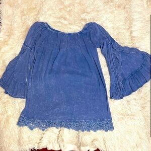 Altar’d State Blouse